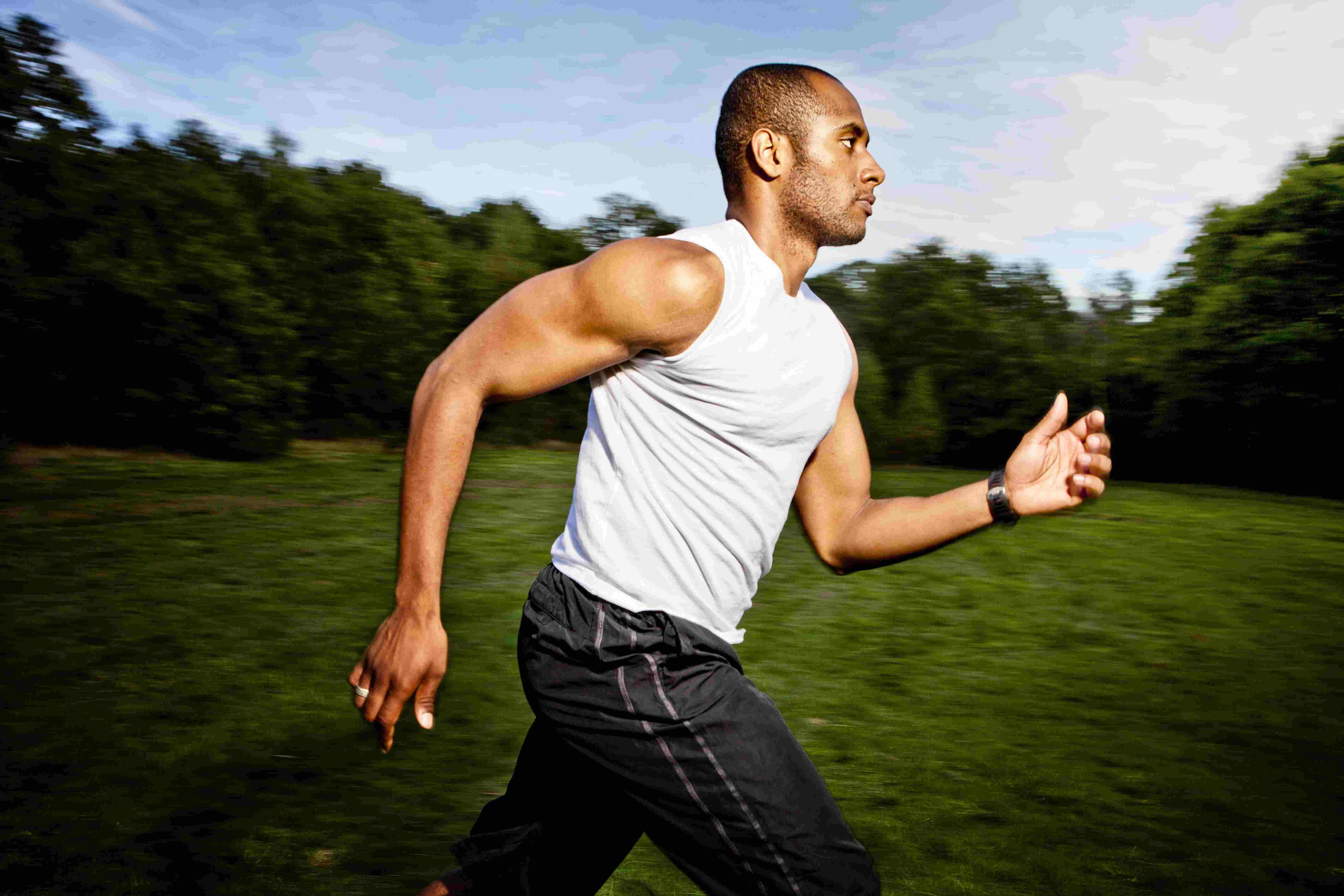 man-jogging-in-woods-2026-01-09-09-12-14-utc.jpg